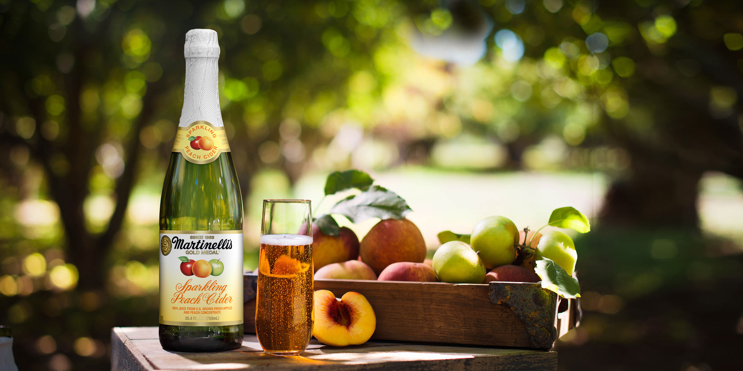 Sparkling Apple-Peach Juice - Sparkling Juices - S. Martinelli & Co